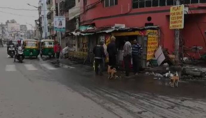 ঘন কুয়াশার বলি, রানিকুঠির জি ডি বিড়লা মোড়ে বাসের ধাক্কায় মৃত বৃদ্ধা