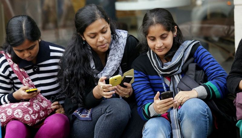 Indian Mobile Users Have Already Consumed 55 Million Terabytes of Data This Year