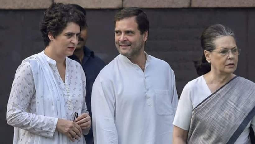 सचिन पर लिया एक्शन, अब पायलट के रिएक्शन के इंतजार में कांग्रेस