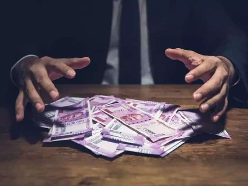 Bank Frauds Rise to Record Rs 1.13 Lakh Crore in  FY' 2019-20