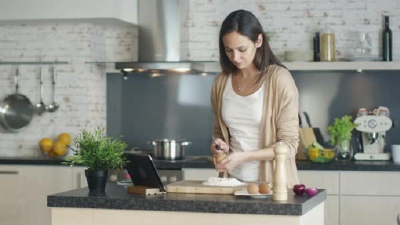 Indian mothers do not like cooking breakfast in Morning