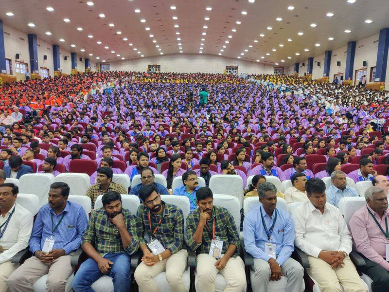 srm university convocation function for bachelor and master degree students