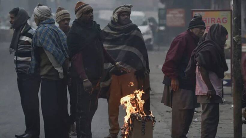उत्तर भारत में फिर शीतलहर, बारिश के साथ ओले पड़ने की आशंका
