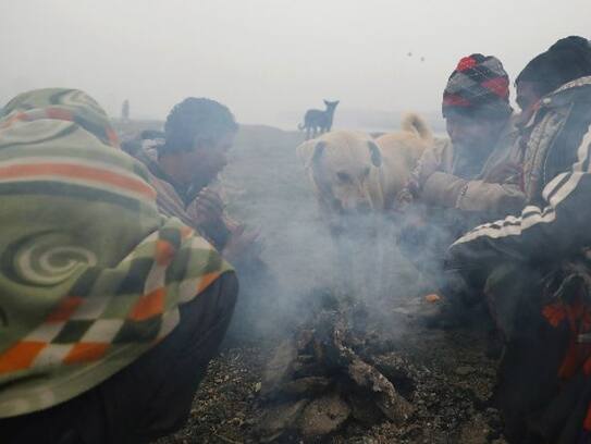 Entire North India in the grip of cold, snowfall with rain