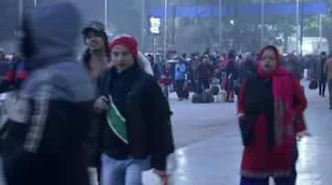 Delhi freezes with heavy snowfall in neighbouring states