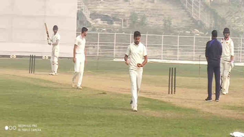 Ranji trophy 2020 Karnataka dominate against Mumbai day 1