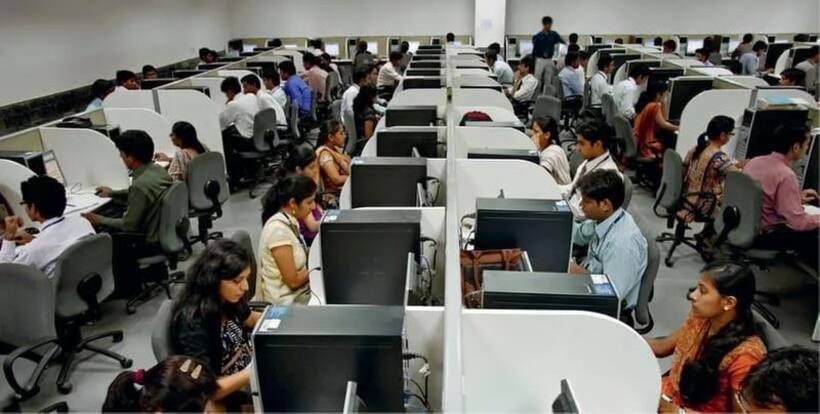 AI advancement threatens India's call center sector in the upcoming years