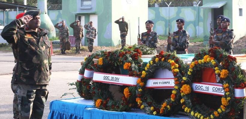 केन्द्र सरकार ने लिया बड़ा फैसला, कोरोना से मौत पर जवानों को मिलेगा शहीद का दर्जा