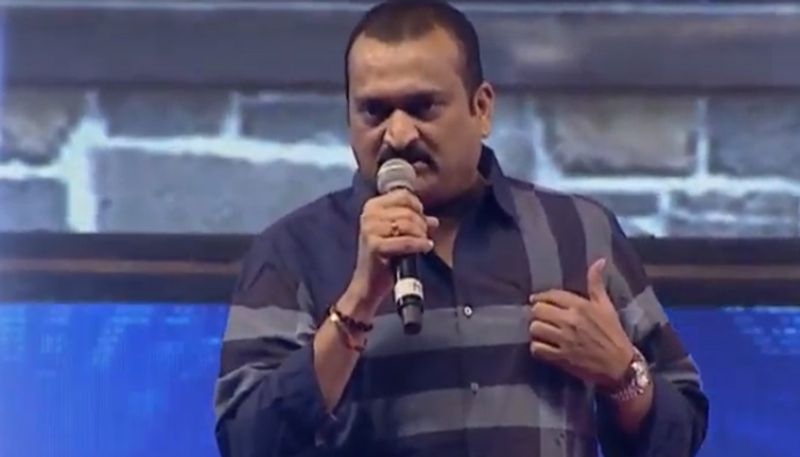 Bandla Ganesh speech at Sarileru NeekevvaruMega super event