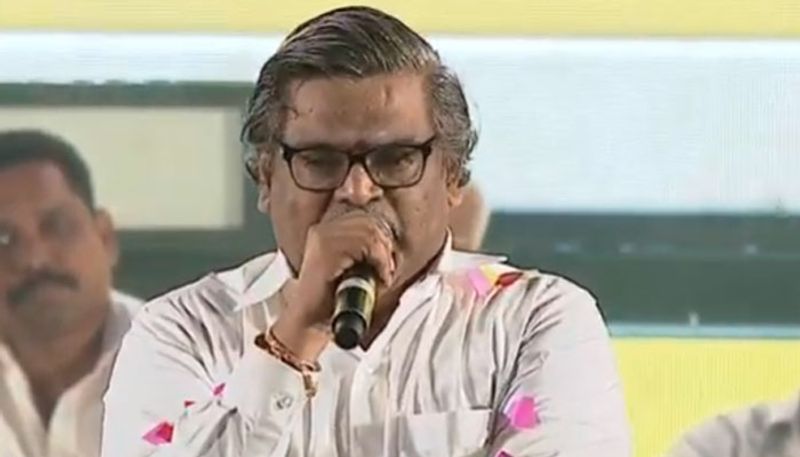 sirivennela seetharamashastry speech at ala vaikunthapurramloo movie musical concert