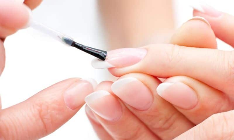 useful tips for coloring beautify your nails at home