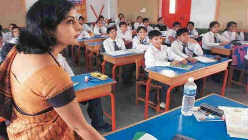 Karnataka may shut down private schools gow