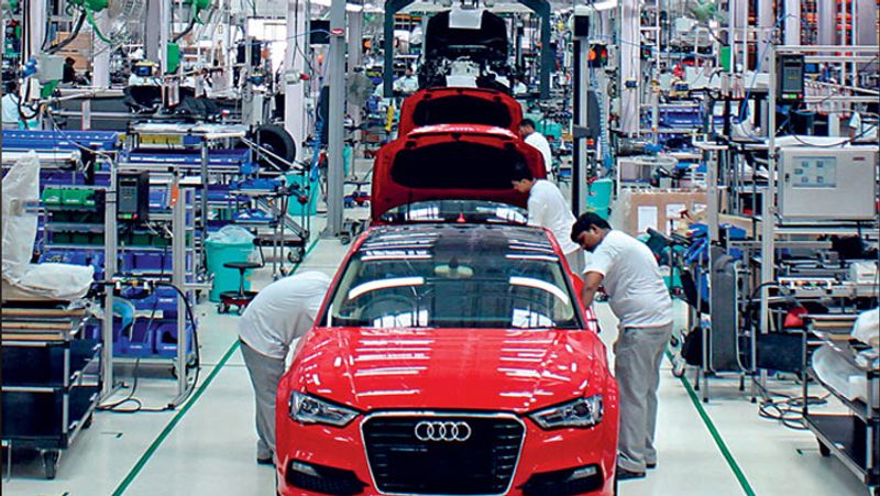 Economic Survey 2022: 7 lakh orders of new cars pending due to semiconductor shortage