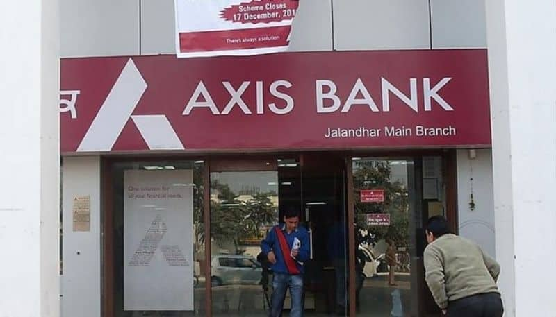 axis bank qip got 10,000 cr