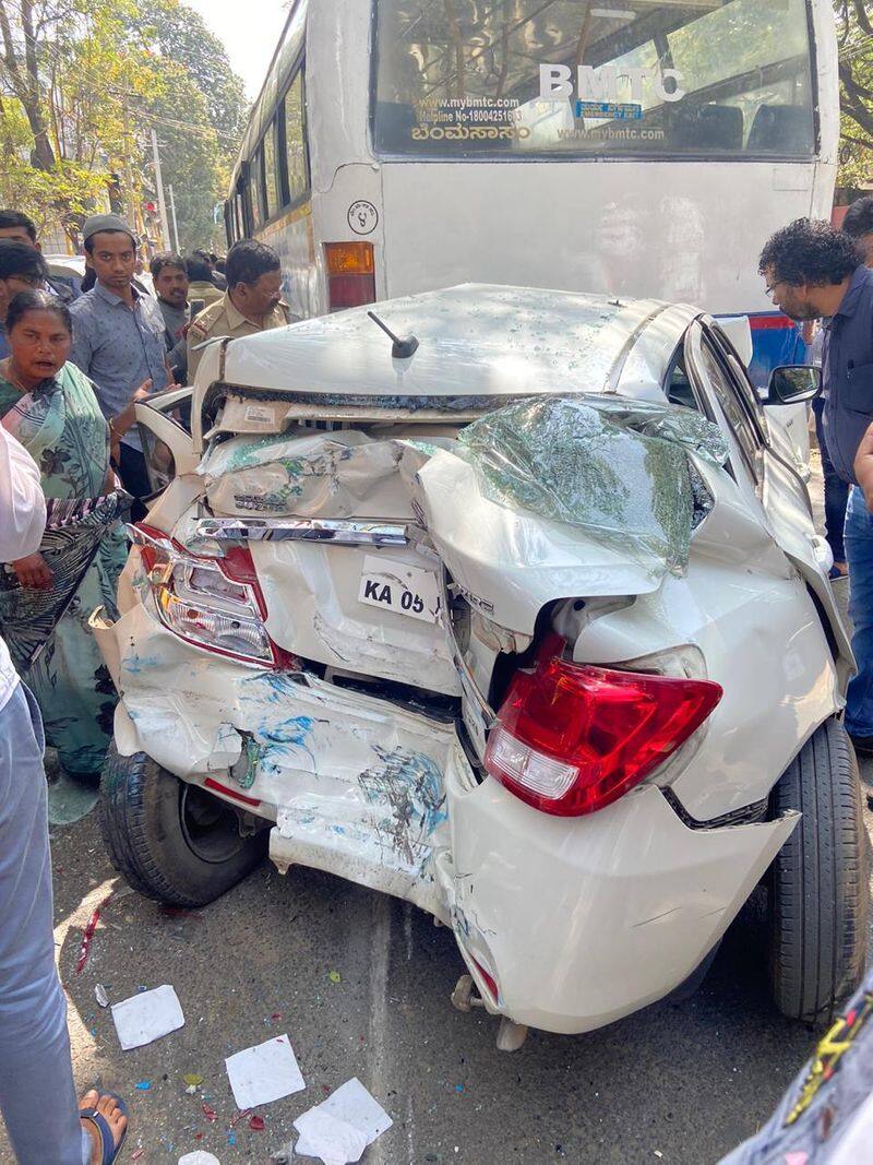 BMTC Bus rams into several vehicles injuring 2 in a serial accident in Jayanagar