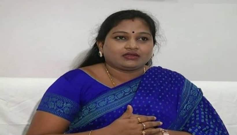 రోజా టార్గెట్: వంగలపూడి అనితకు చంద్రబాబు కీలక పదవి