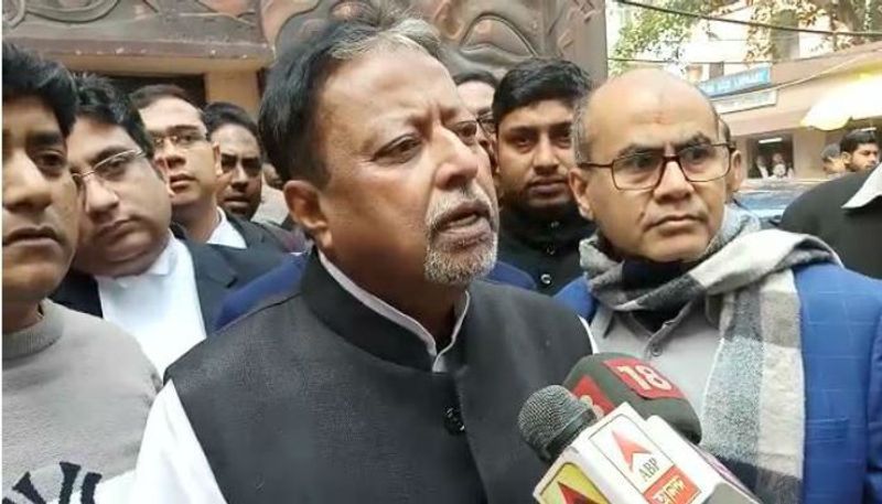 TMC will not even get 100 seats in 2021 Bengal polls: Mukul Roy-dbr