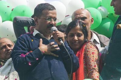 बर्थडे पर केजरीवाल की पत्नी को दिल्ली ने दिया बड़ा तोहफा, सालों साल याद रखेंगी सुनीता