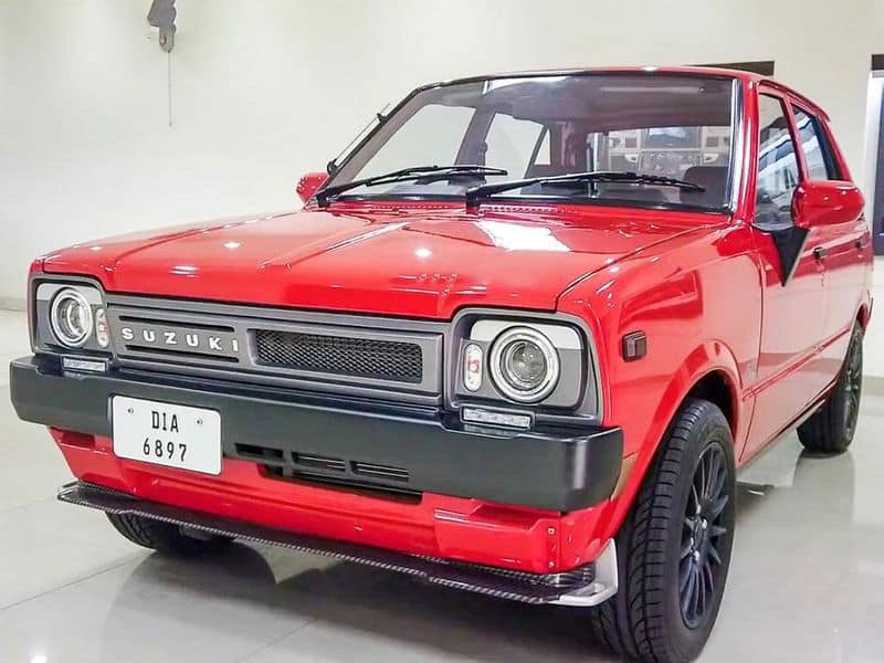 Retro 1984 Maruti 800 car restored with modern touch