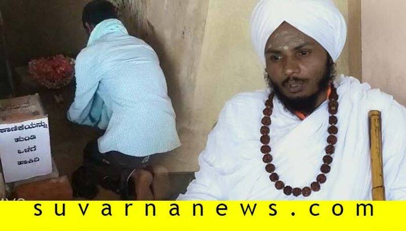 Devotees throng to Haveri Banjara mutt to seek Guru Swamiji blessings