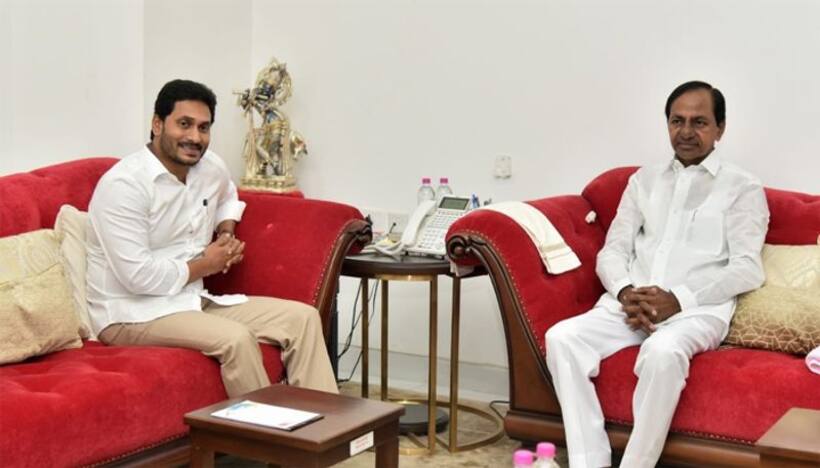 కేసీఆర్‌ను పరామర్శించనున్న జగన్:  లంచ్ భేటీ, ఏం జరుగుతుంది?