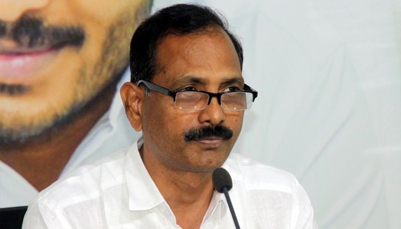 YSRCP MLA Gopireddy Srinivas Reddy  Shoking comments on pawan delhi tour