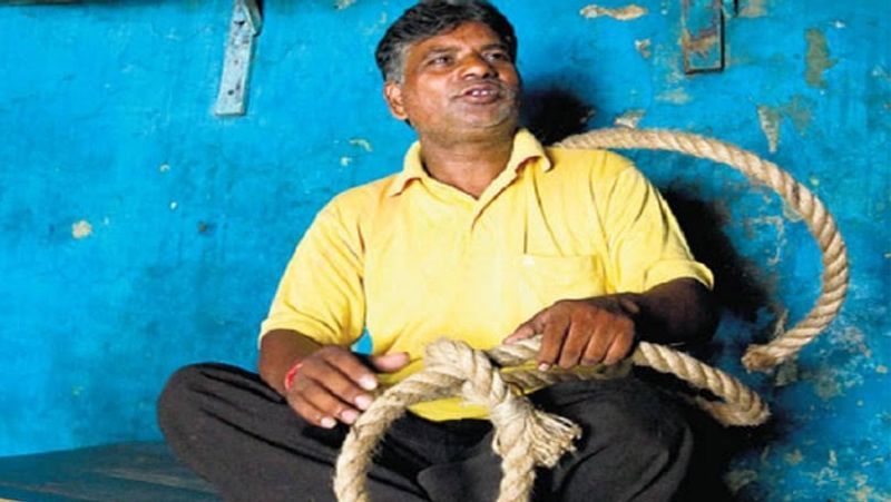 Meerut Hangman Pawan Jallad Will Get Rs 15 Thousand Salary For Each Execution Of Nirbhaya Rapists