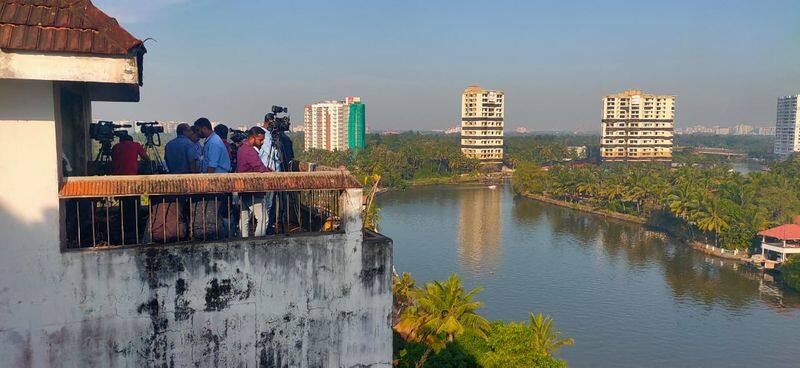 the eyewitness account of maradu flat demolition from asianet cameraman