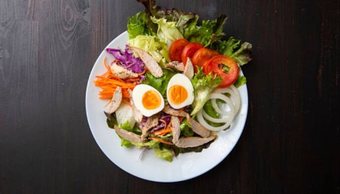 Egg mushroom salad