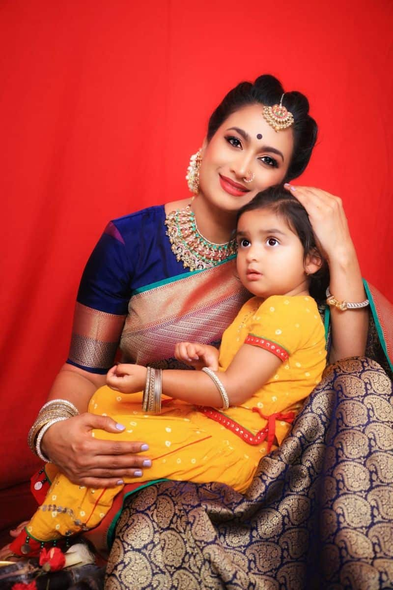 Shwetha Srivatsav Aishani Shetty sreeleela anupama gowda neha celebrates Varamahalakshmi festival