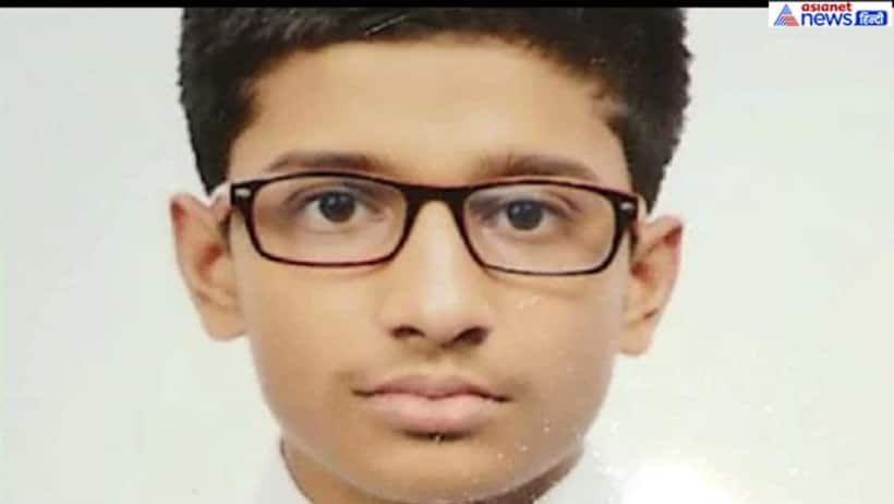JEE मेन एग्जाम में इस लड़के ने किया 100 पर्सेंटाइल स्कोर, रिजल्ट सुन चुपचाप दोबारा पढ़ने बैठ गया