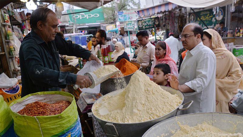 Wheat Flour Vanishes From Market In Pakistan