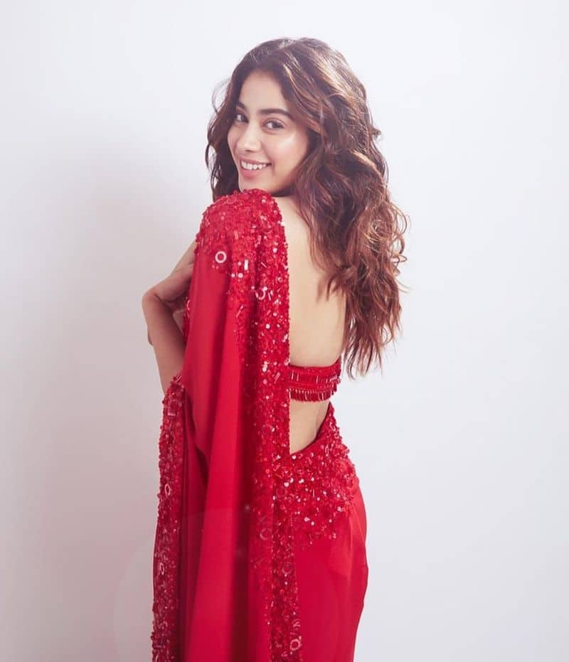 Sridevi Daughter Janhvikapoor Hot Red Saree Photos Going Viral