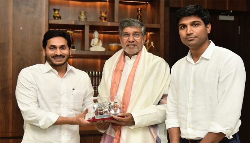 noble prize winner kailash satyarthi meeting with AP CM YS jagan