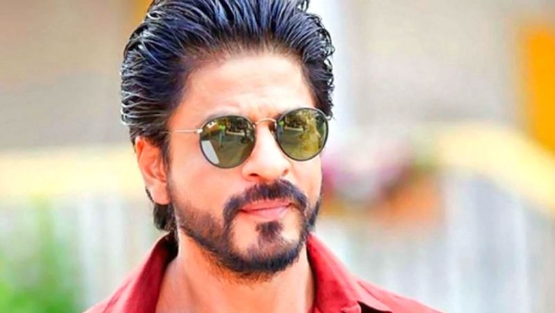 I do not Pray Five Times Shahrukh Khan Emotional Speech about His Religion