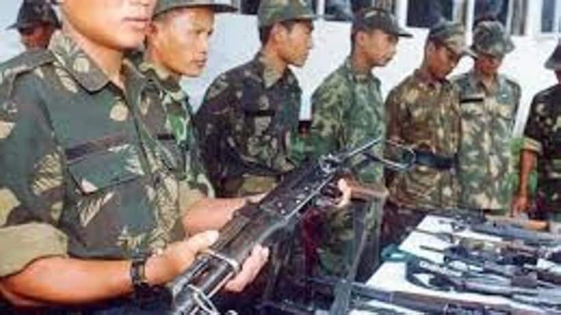 ऐतिहासिक दिन:असम में एक साथ 644 उग्रवादियों ने किया आत्मसमर्पण