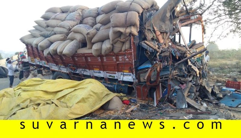 Accident in hunsur lorry driver died on spot