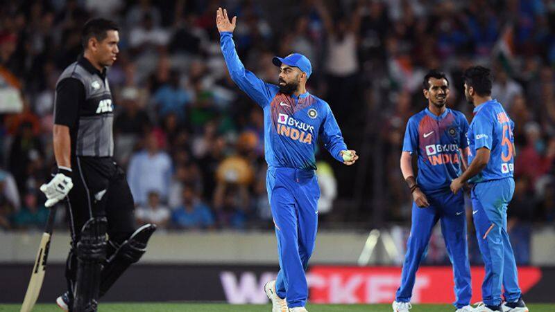 Virat kohli takes sweet revenge against New Zealand with Smiley face