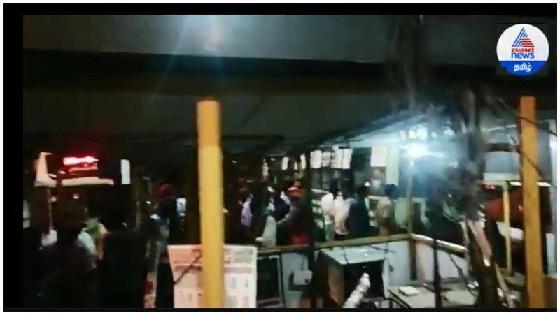 sengalpattu paranur tollgate attacked by the people