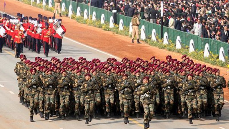 In a FIRST in 75 years Republic Day parade to start 30 minutes late pod