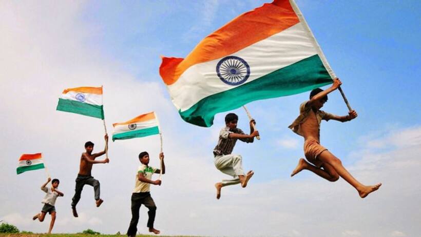Har Ghar Tiranga: 'हर घर तिरंगा' अभियान के तहत डाकघर में तिरंगे की बिक्री हुई शुरू, जानें कितनी है कीमत