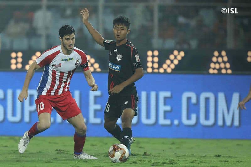 ISL 2020 atk beat north east united fc  by 1-0 goals