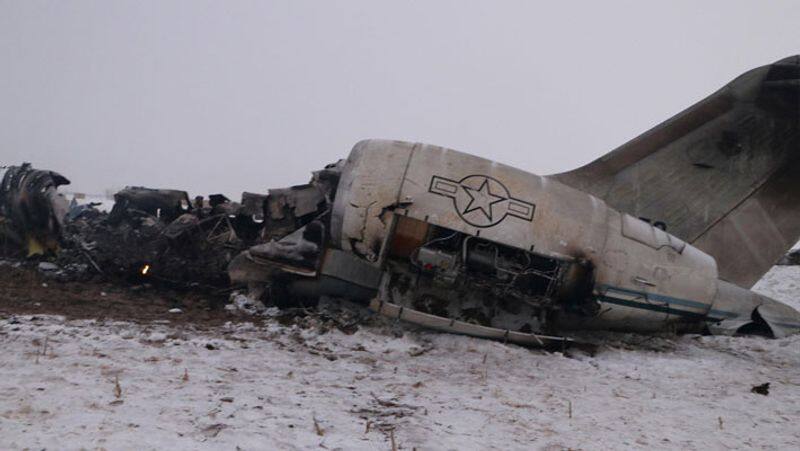 US plane crashes...83 people killed