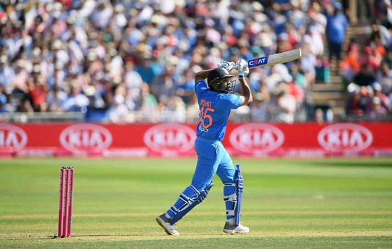 Team India thrash New zealand in Super over and clinch t20 series