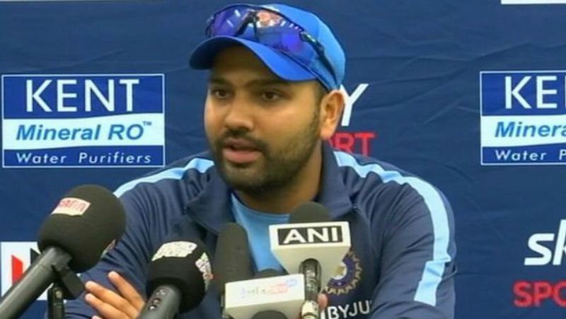 MS Dhoni team India best captain says rohit sharma