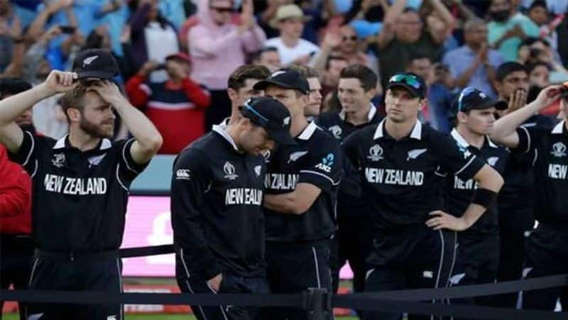 New Zealand names its T20 World Cup team.