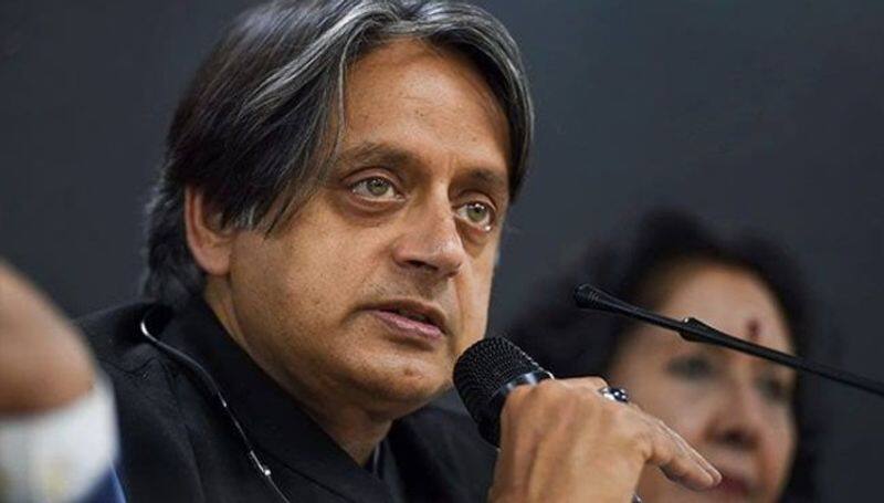 Britain gave India civilisation, says American TV host Tucker Carlson; here s how Shashi Tharoor reacted - adt 