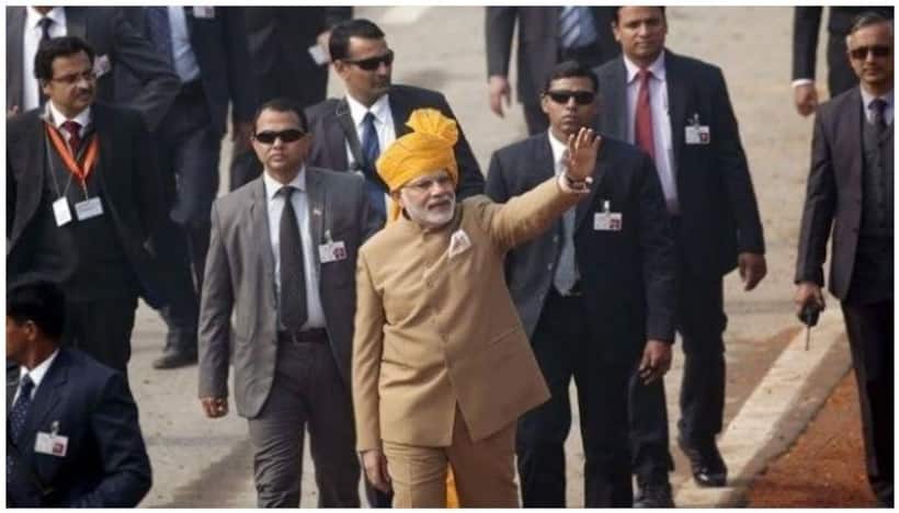 दिलचस्प हुआ दिल्ली का मुकाबला, पीएम मोदी की पहली चुनावी सभा आज