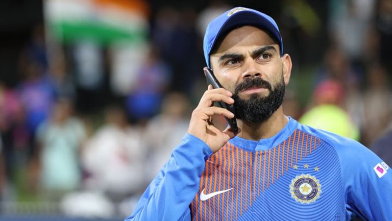 Captain Virat kohli number 1 celebrity in India