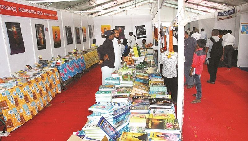 People Interest To Buy Books During Kannada Sahitya Sammelana in Kalaburagi